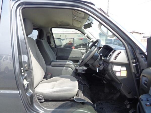 Ref:AUX-18331230 TOYOTA HIACE VAN 2012 - Image 9