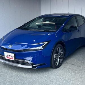 2023 Toyota Prius blue hybrid used car Japan export