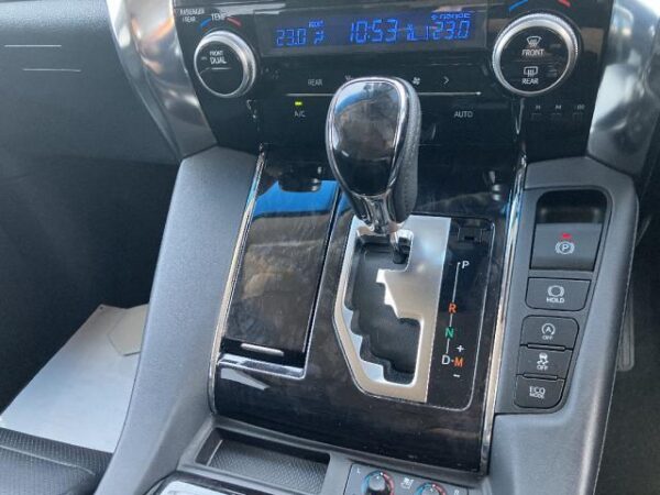 Ref:AUX-18334525 TOYOTA VELLFIRE 2018 - Image 12