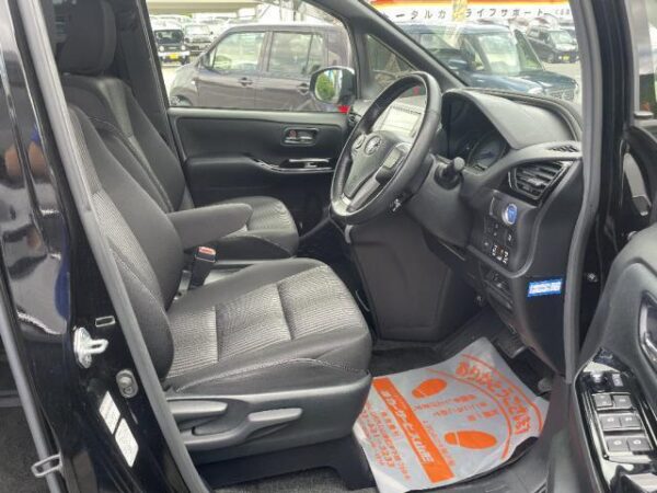 Ref:AUX-18334593 TOYOTA VOXY 2019 - Image 5