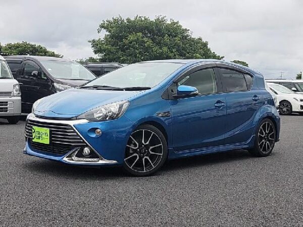Ref:AUX-18334671 TOYOTA AQUA 2014