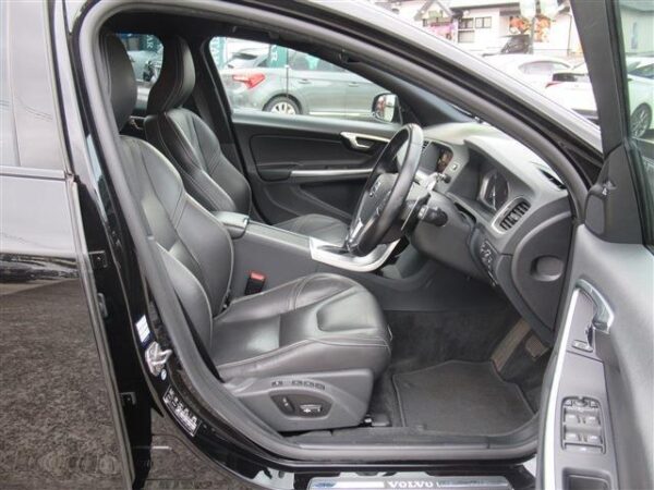 Ref:AUX-18334935 VOLVO V60 2017 - Image 16