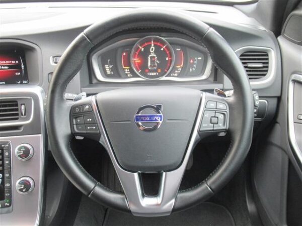Ref:AUX-18334935 VOLVO V60 2017 - Image 5