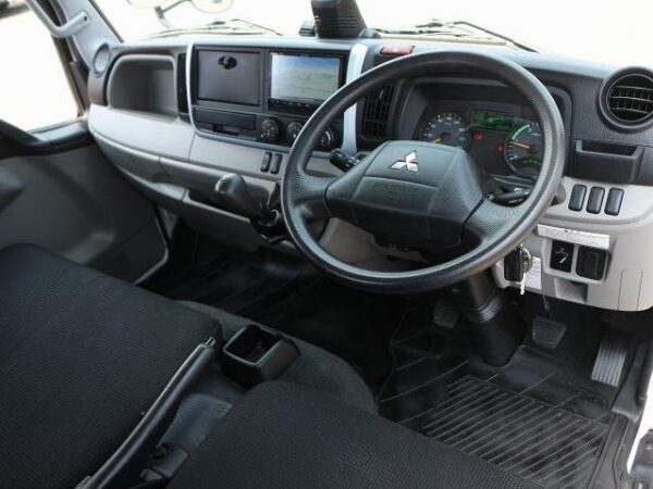 Ref:AUX-18341121 MITSUBISHI FUSO CANTER 2019 - Image 16