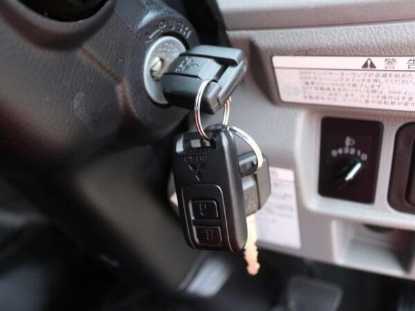 Ref:AUX-18341121 MITSUBISHI FUSO CANTER 2019 - Image 19
