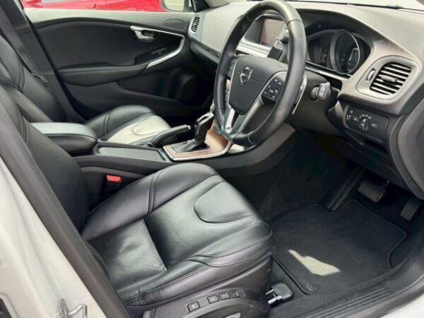 Ref:AUX-18344751 VOLVO V40 2019 - Image 15