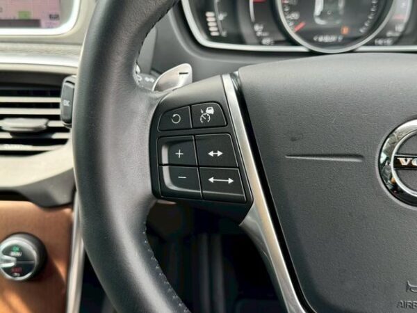 Ref:AUX-18344751 VOLVO V40 2019 - Image 16