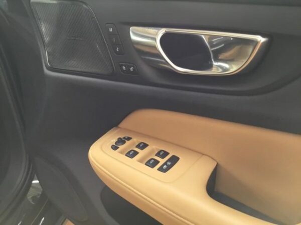 Ref:AUX-18344976 VOLVO V60 2021 - Image 18