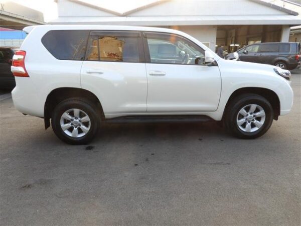 Ref:AUX-18345563 TOYOTA LAND CRUISER PRADO 2017 - Image 4