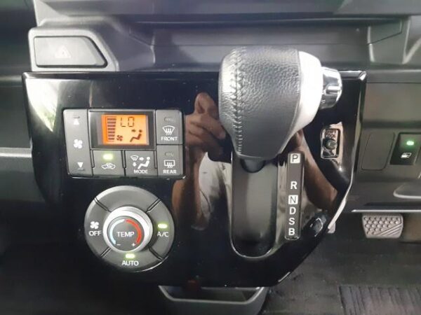 Ref:AUX-18345628 DAIHATSU WAKE 2018 - Image 16