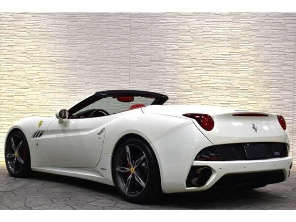 Ref:AUX-18356610 FERRARI CALIFORNIA 2012 - Image 2