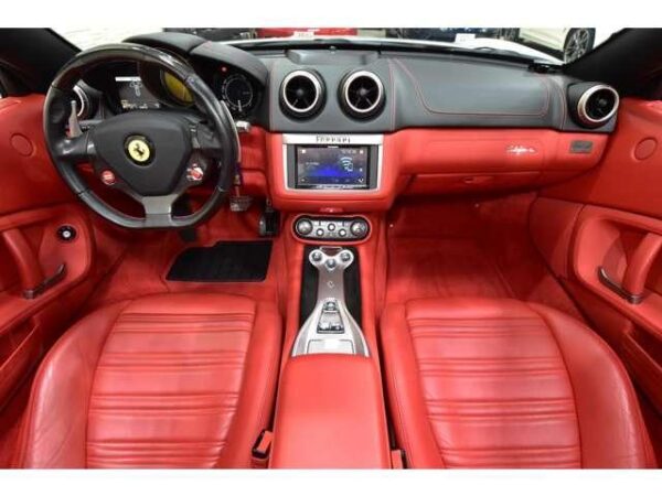 Ref:AUX-18356610 FERRARI CALIFORNIA 2012 - Image 3