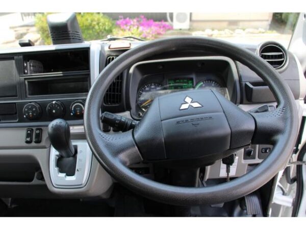 Ref:AUX-18359353 MITSUBISHI FUSO CANTER 2020 - Image 8