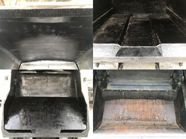 Ref:AUX-18360409 HINO DUTRO 2006 - Image 9