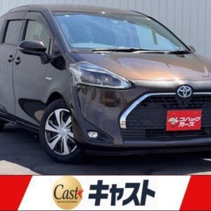 2019 Toyota Sienta tea hybrid used car Japan export