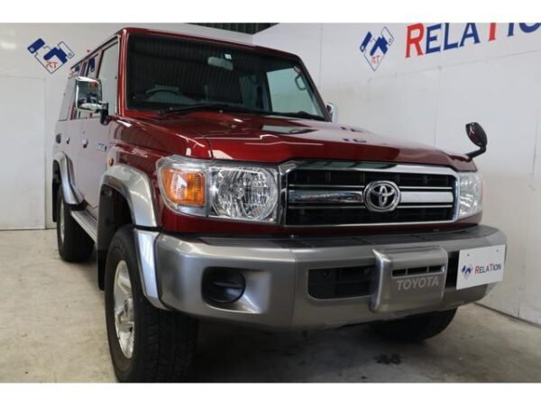 Ref:AUX-18386367 TOYOTA LAND CRUISER 70 2015