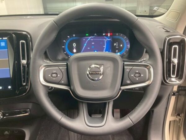 Ref:AUX-18389668 VOLVO XC40 2024 - Image 9