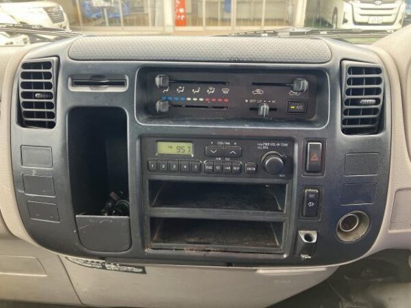 Ref:AUX-18392708 HINO DUTRO 2005 - Image 12