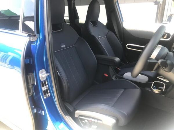 Ref:AUX-18402394 MINI MINI 2024 - Image 12