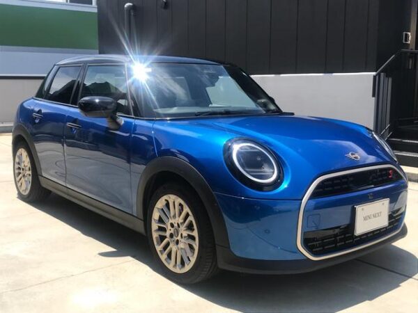 Ref:AUX-18402394 MINI MINI 2024 - Image 6