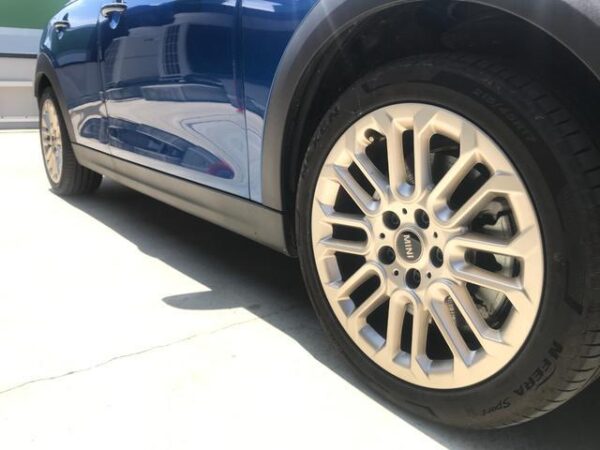 Ref:AUX-18402394 MINI MINI 2024 - Image 8