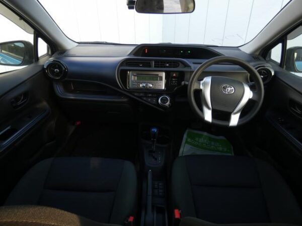 Ref:AUX-18404621 TOYOTA AQUA 2016 - Image 2