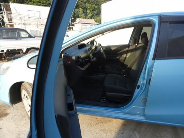 Ref:AUX-18404621 TOYOTA AQUA 2016 - Image 13