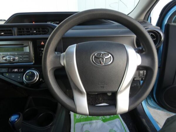 Ref:AUX-18404621 TOYOTA AQUA 2016 - Image 19