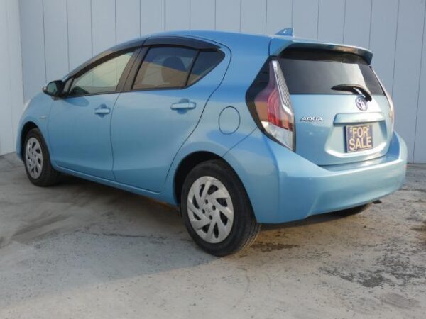 Ref:AUX-18404621 TOYOTA AQUA 2016 - Image 3