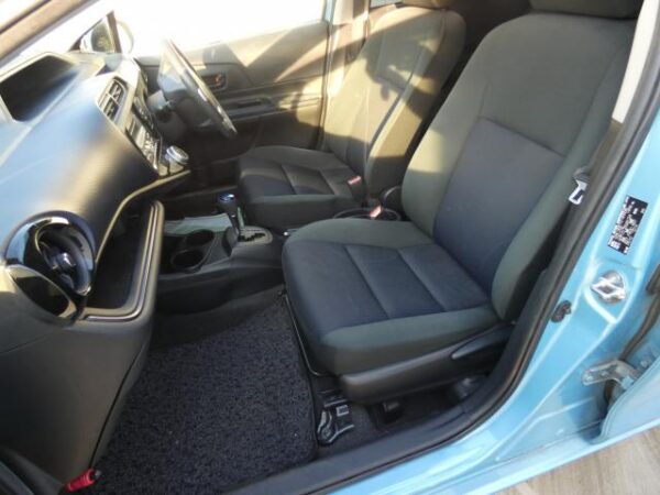 Ref:AUX-18404621 TOYOTA AQUA 2016 - Image 6