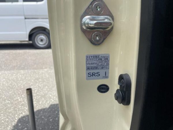Ref:AUX-18408133 SUZUKI JIMNY 2018 - Image 19