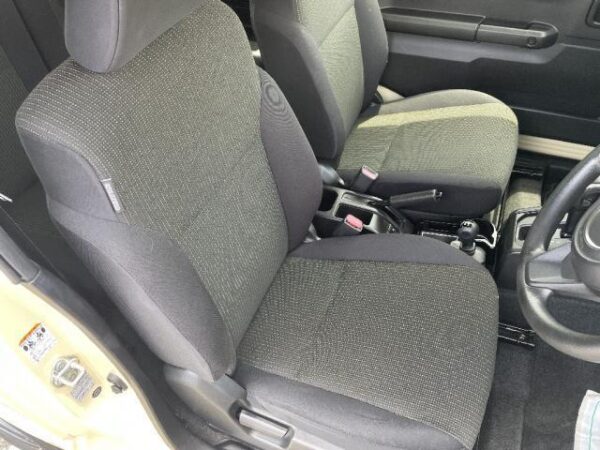 Ref:AUX-18408133 SUZUKI JIMNY 2018 - Image 4