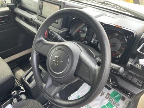 Ref:AUX-18408133 SUZUKI JIMNY 2018 - Image 8