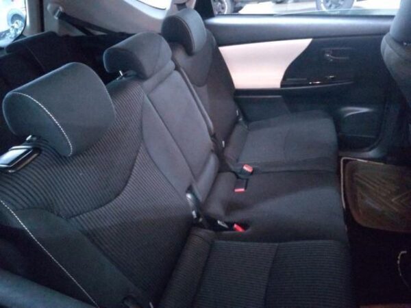 Ref:AUX-18419744 TOYOTA PRIUS ALPHA 2016 - Image 5