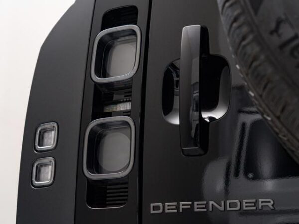 Ref:AUX-18429952 LAND ROVER DEFENDER 2023 - Image 18