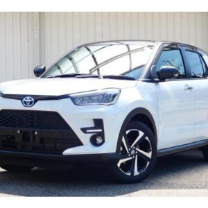 2025 Toyota Raize pearl hybrid used car Japan export