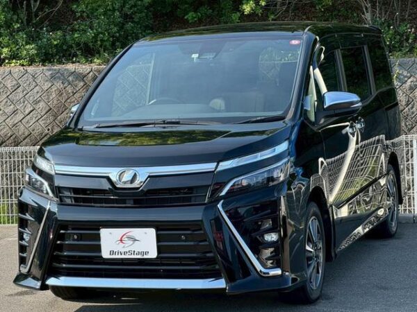 Ref:AUX-18433515 TOYOTA VOXY 2019