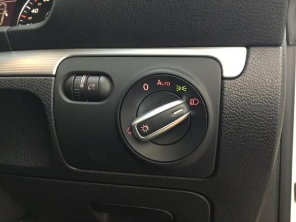 Ref:AUX-18433861 VOLKSWAGEN SCIROCCO 2010 - Image 19