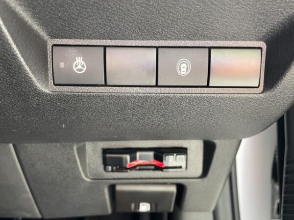 Ref:AUX-18434816 NISSAN AURA 2023 - Image 15