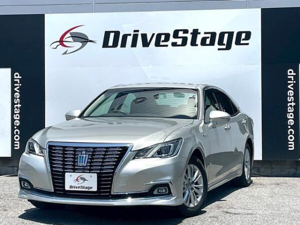 Ref:AUX-18447751 TOYOTA CROWN HYBRID 2016