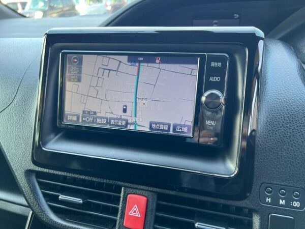Ref:AUX-18458818 TOYOTA NOAH 2017 - Image 14