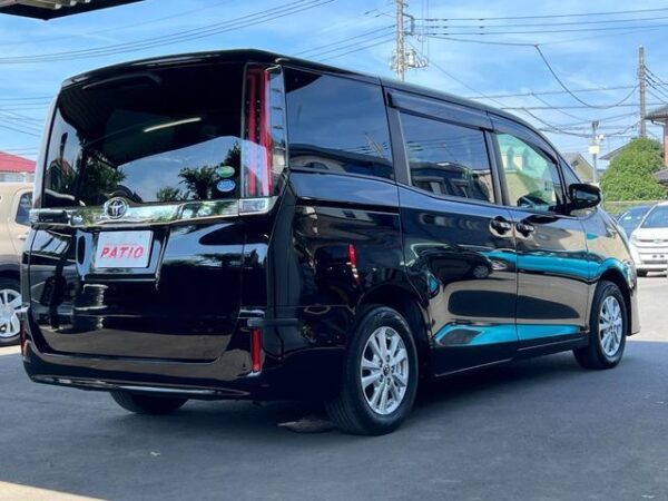 Ref:AUX-18458818 TOYOTA NOAH 2017 - Image 7