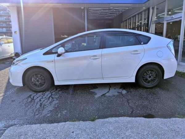 Ref:AUX-18459610 TOYOTA PRIUS 2015 - Image 16