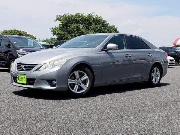 Ref:AUX-18470033 TOYOTA MARK X 2011