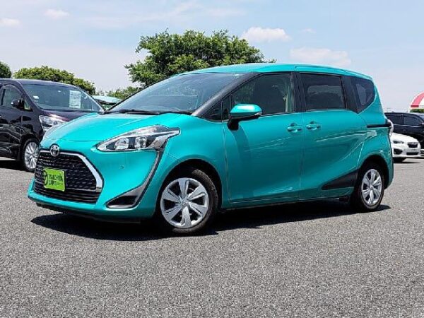 Ref:AUX-18470035 TOYOTA SIENTA 2018