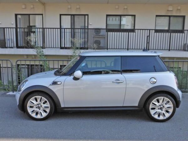 Ref:AUX-18478178 MINI MINI 2010 - Image 4