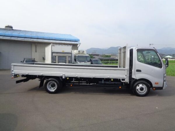 Ref:AUX-18484524 TOYOTA TOYOACE 2013 - Image 4