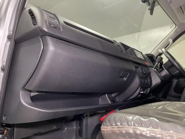 Ref:AUX-18484895 TOYOTA HIACE WAGON 2020 - Image 15