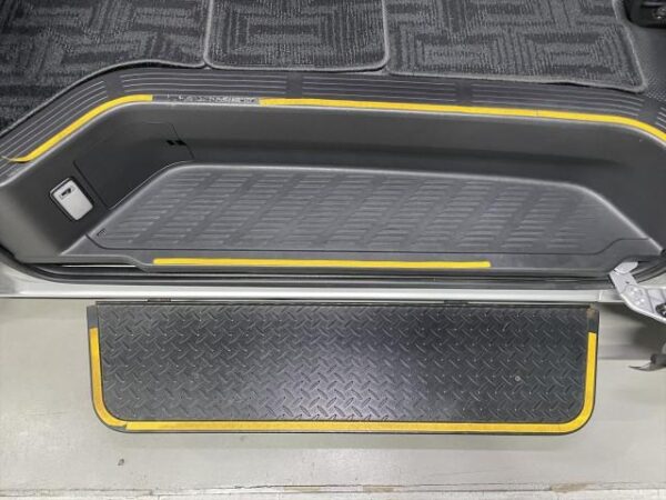 Ref:AUX-18484895 TOYOTA HIACE WAGON 2020 - Image 8