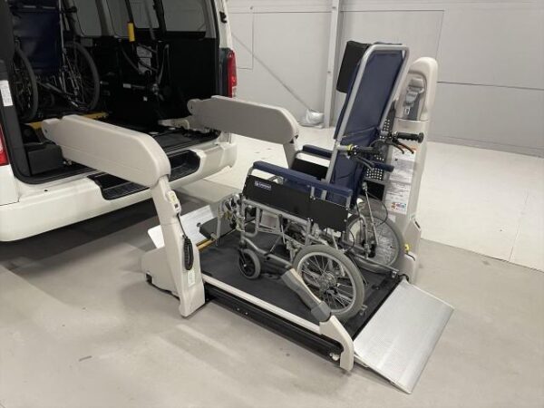 Ref:AUX-18484906 TOYOTA REGIUS ACE COMMUTER 2018 - Image 6